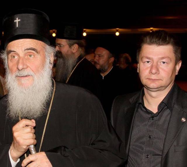 Шокантна фотографија патријарха Иринеја са „плаћеним убицом“